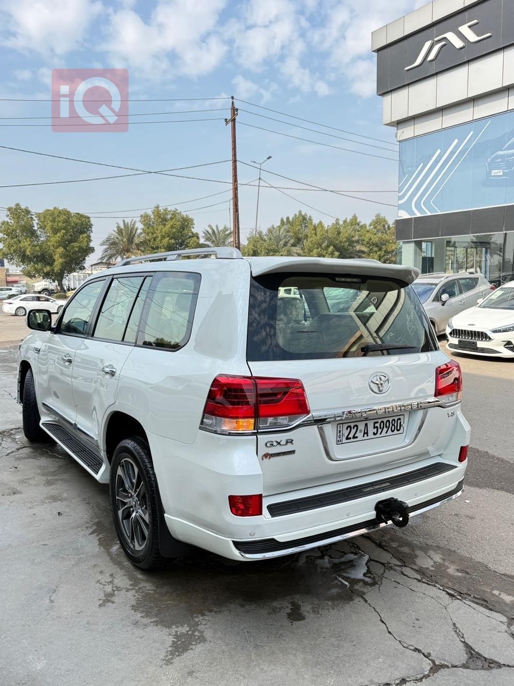 تويوتا لاندكروزر